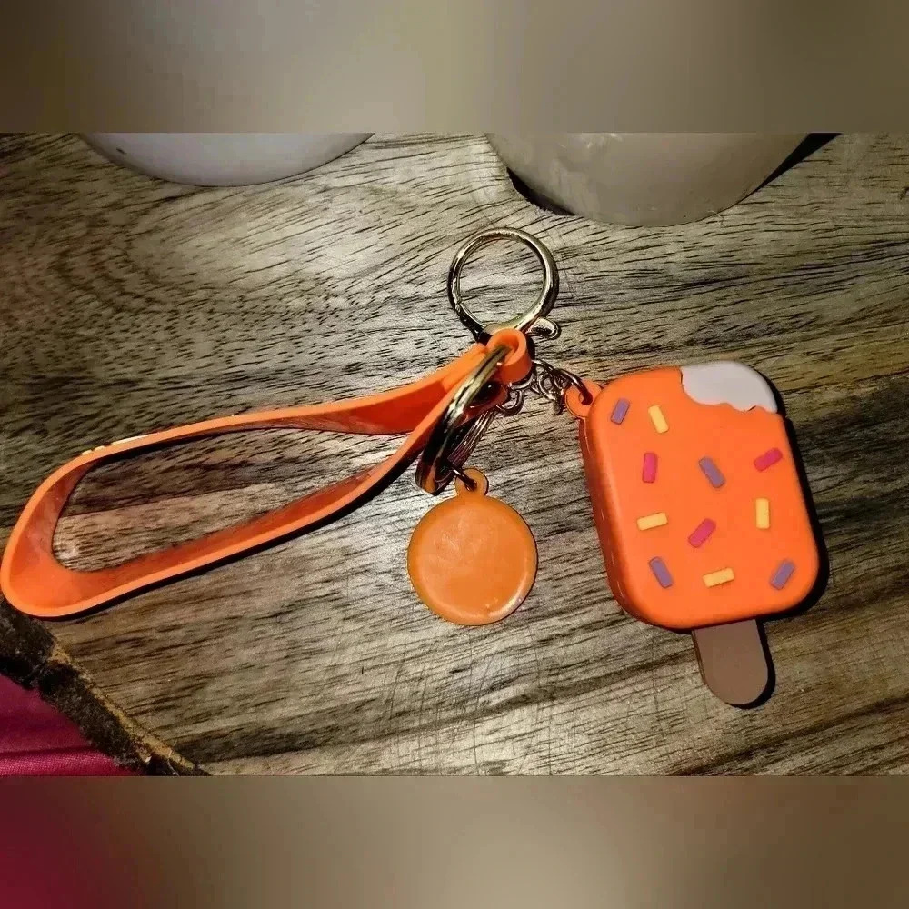 Orange Cream Ice Cream Key Charm NWOT - Picture 3 of 6